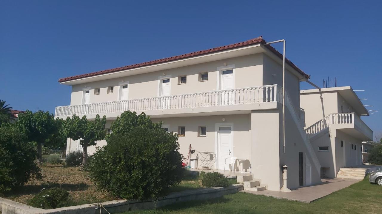 Tina & Anna Studio Apartment Laganas